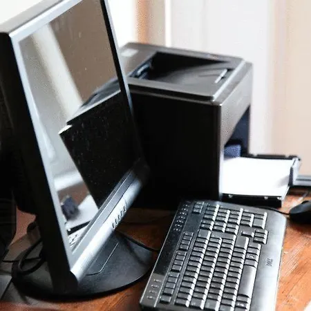 Desota House غالواي